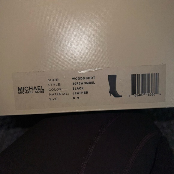 MICHAEL KORS WOODS LEATHER BOOT - Picture 2 of 6